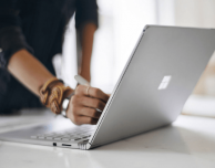 Microsoft vuole produrre un Surface in stile iMac