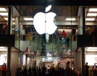 Riparazione MacBook in garanzia, cliente vince causa contro Apple per la questione “umidità”